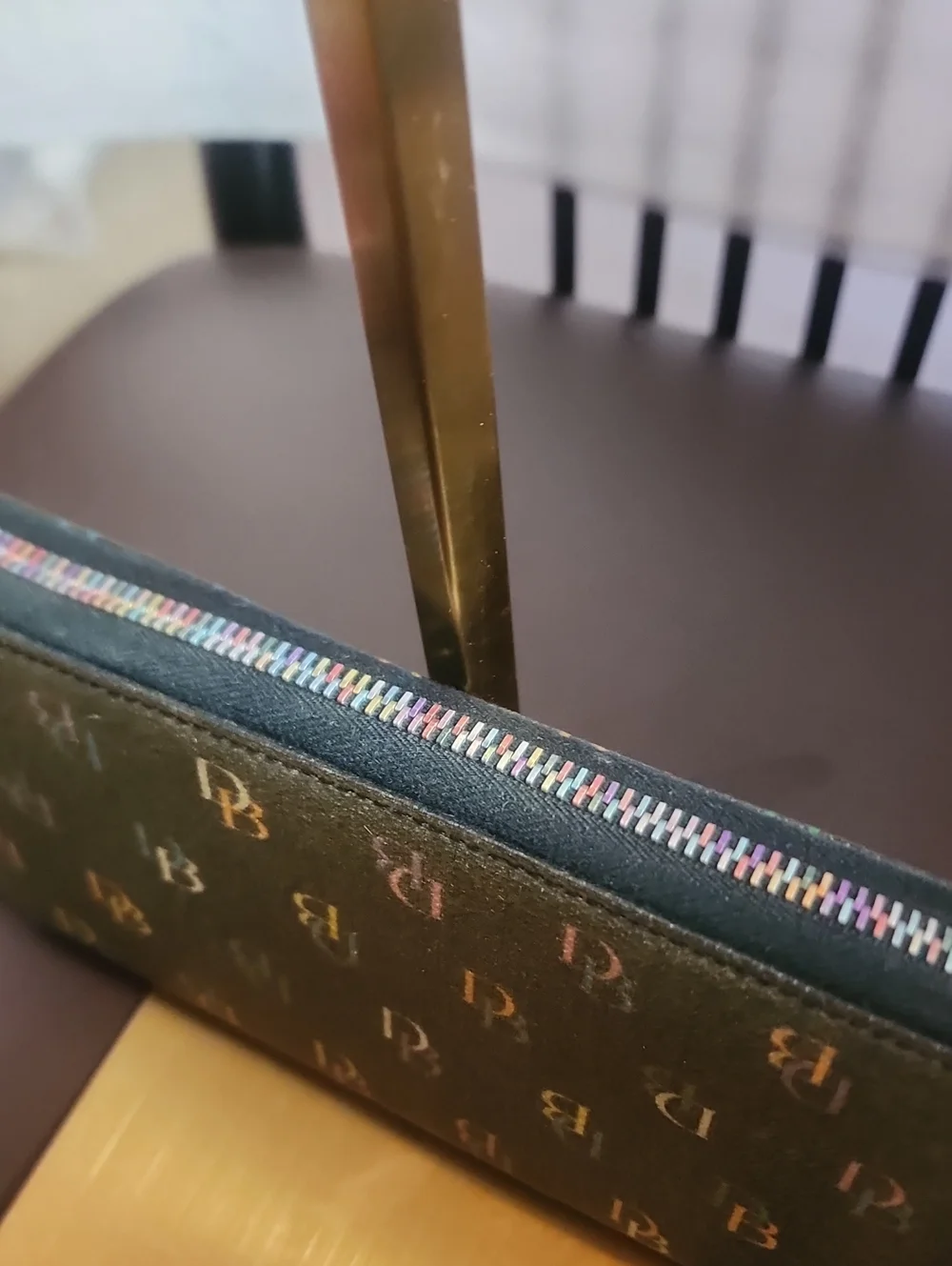 Dooney & Bourke dooney full